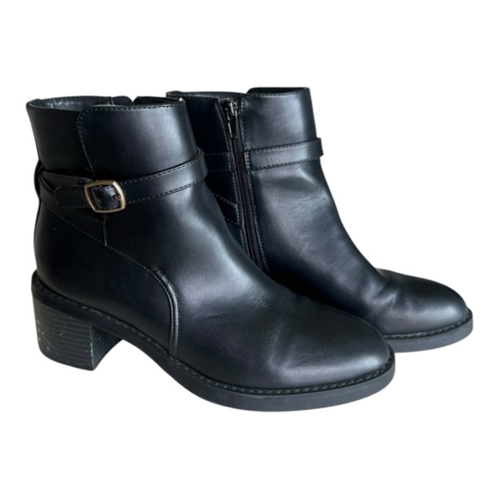 Loft Black Ankle Leather Boots Size 8M